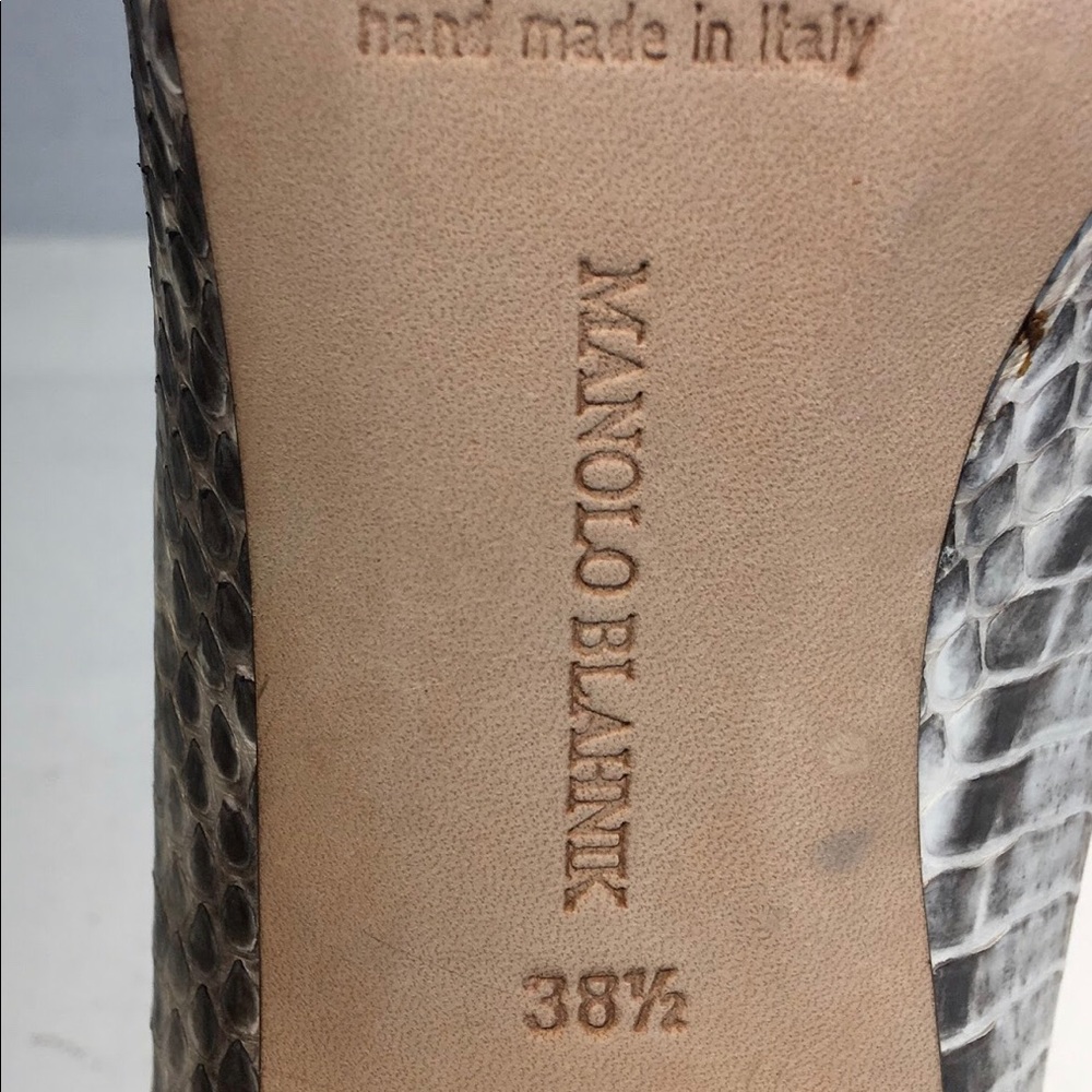 Manolo Blahnik BB Snakeskin 90mm Point-Toe Pump - Picture 4 of 8